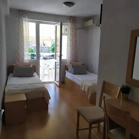 Pepina Къща за гости Обзор